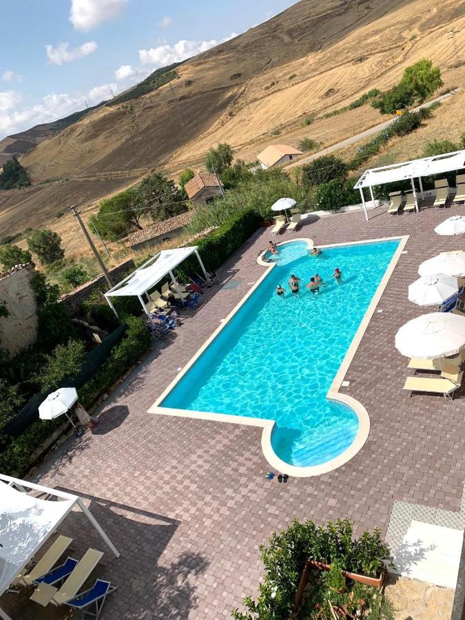 Agriturismo Sant'Agata Piana Degli Albanesi Exterior foto